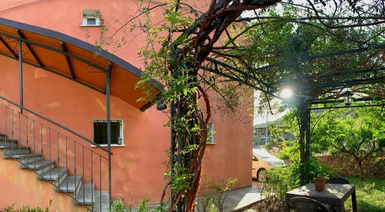Bed and Breakfast Ligo Villanova d'Albenga Bed & Breakfast