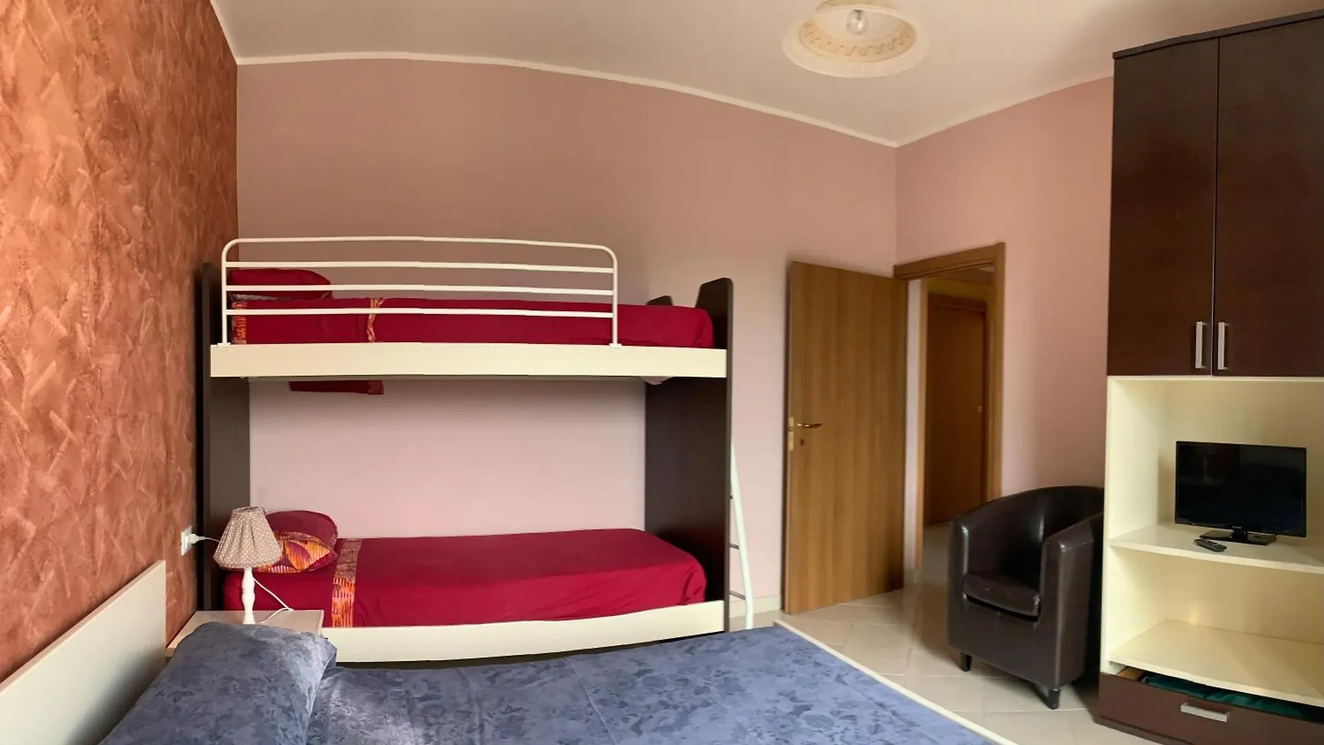 Ligo Bed & Breakfast Albenga 0*, Villanova d'Albenga